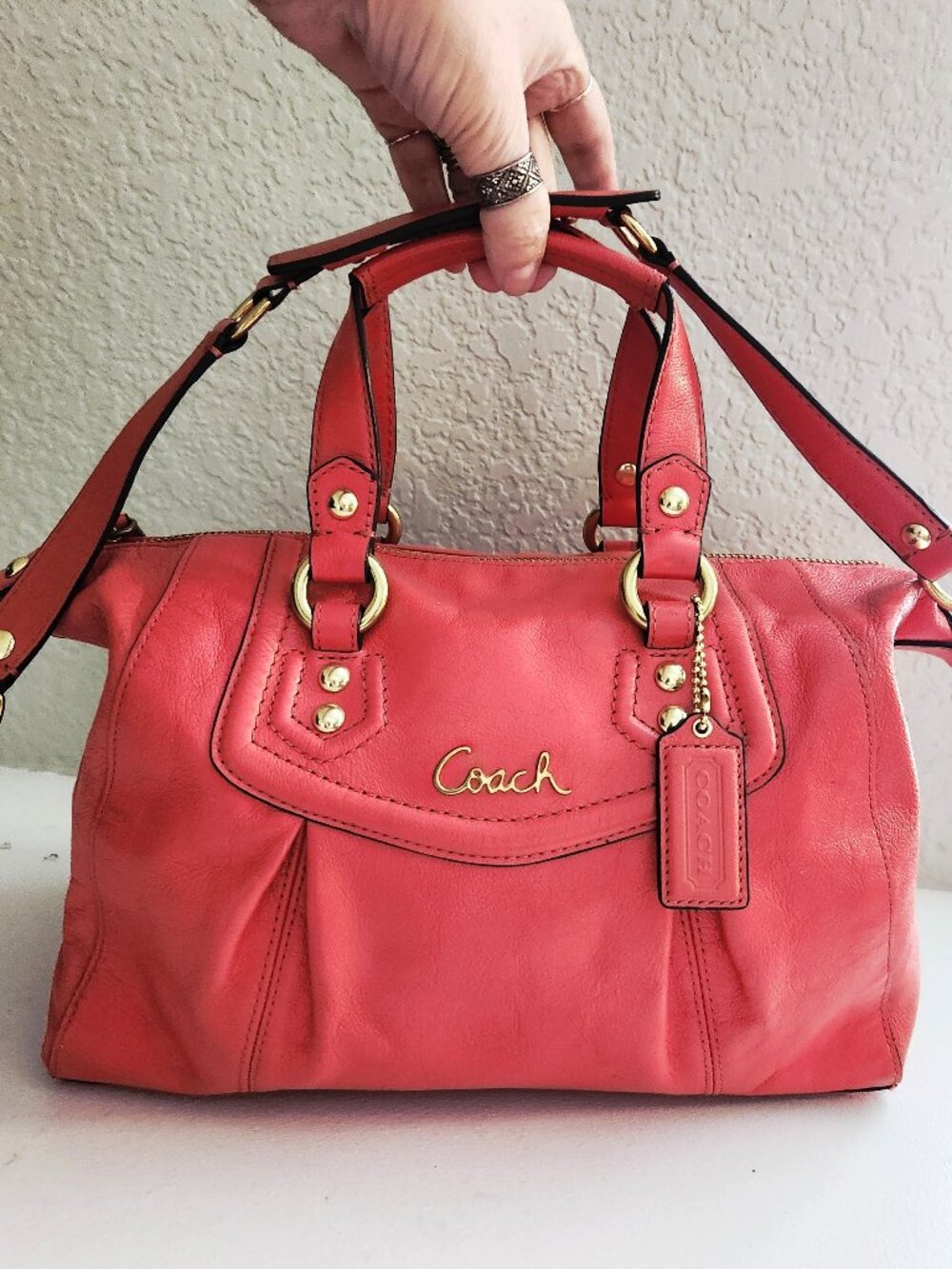 Euc Coach Ashley Coral Leather Shoulder Bag Purse
